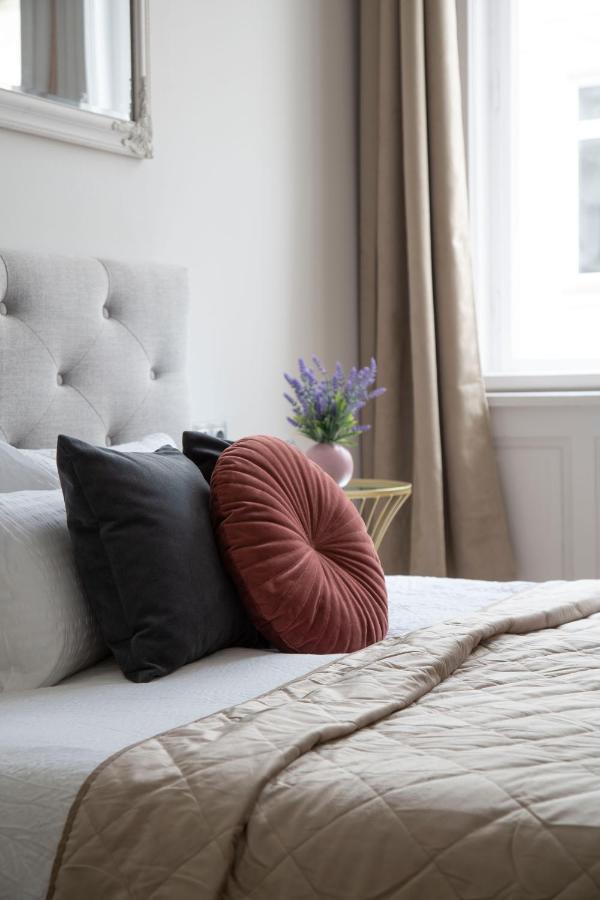 Exclusive Central Apartment Next To The Fashion Street Budapest Bagian luar foto